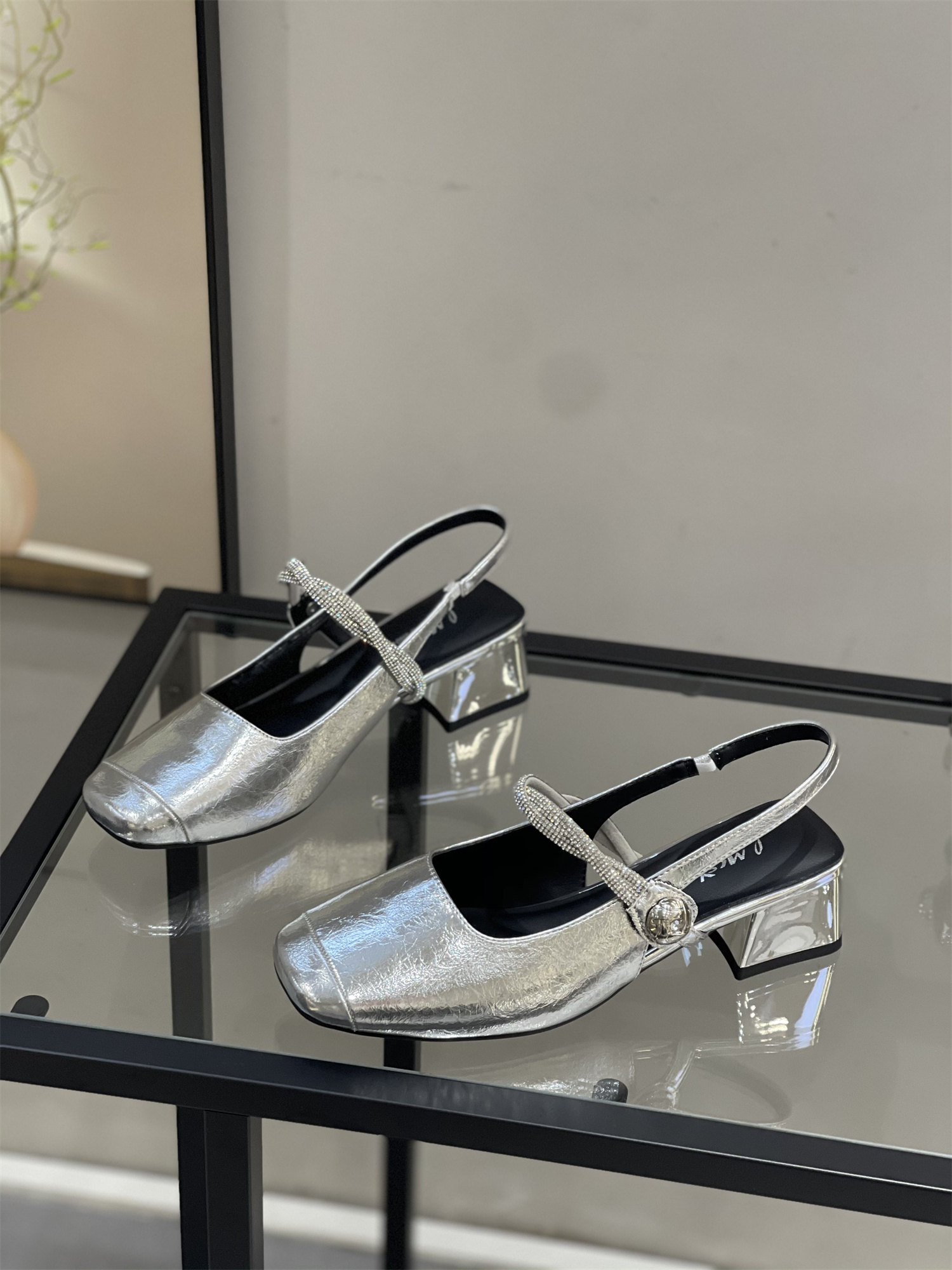 Women's Chunky Heel Rhinestone Open-Toe Sandals - Backless Thick-Soled Summer Shoes in Simple Versatile Fairy Style