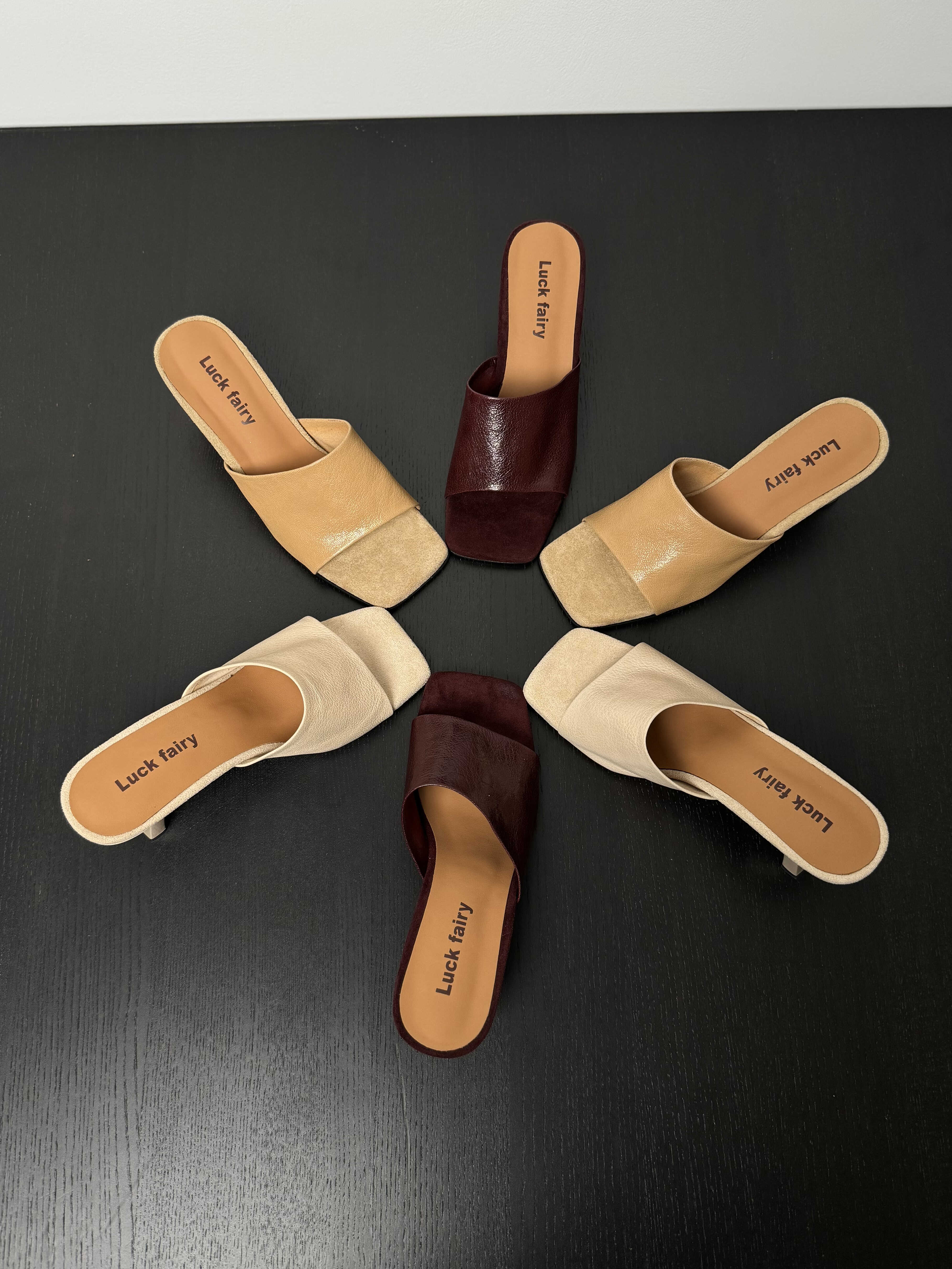 Women’s Chunky-Heeled One-Strap Sandals - Soft Sheepskin Summer Slippers for Outdoor Versatility - 2025 Trendy Style Women’s Chunky-Heeled One-Strap Sandals - Soft Sheepskin Summer Slippers for Outdoor Versatility - 2025 Trendy Style