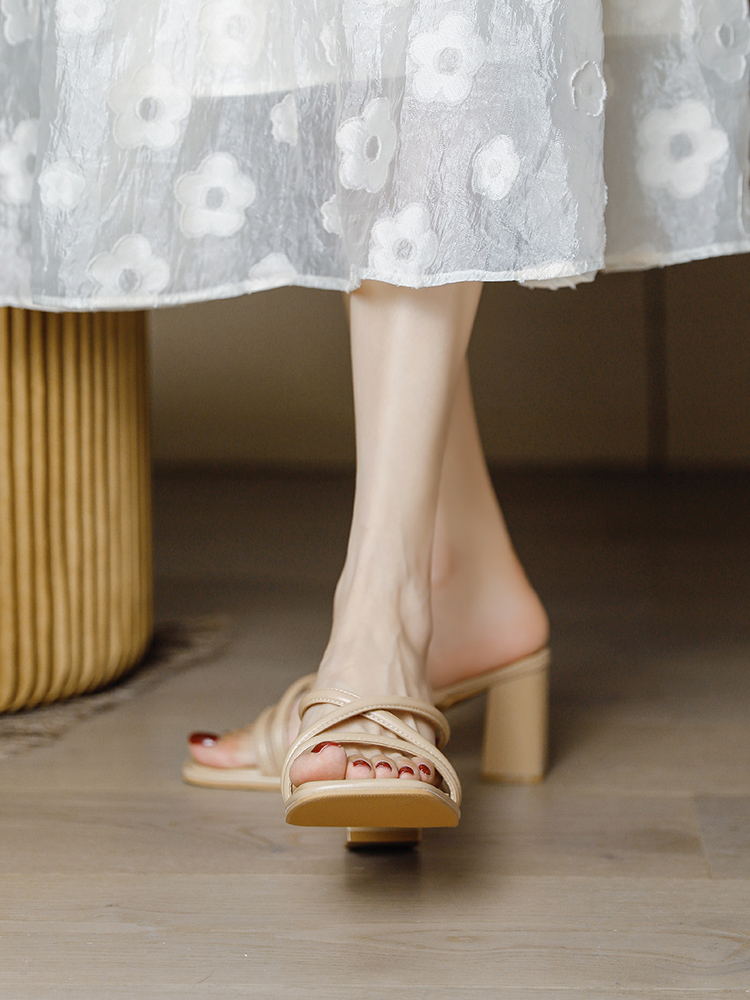 Women's Chunky Heeled Sandals - Slip-On Square-Toe Open-Toe Slides for Summer 2025, Perfect with Pleated Skirts and Y2K Style Women's Chunky Heeled Sandals - Slip-On Square-Toe Open-Toe Slides for Summer 2025, Perfect with Pleated Skirts and Y2K Style