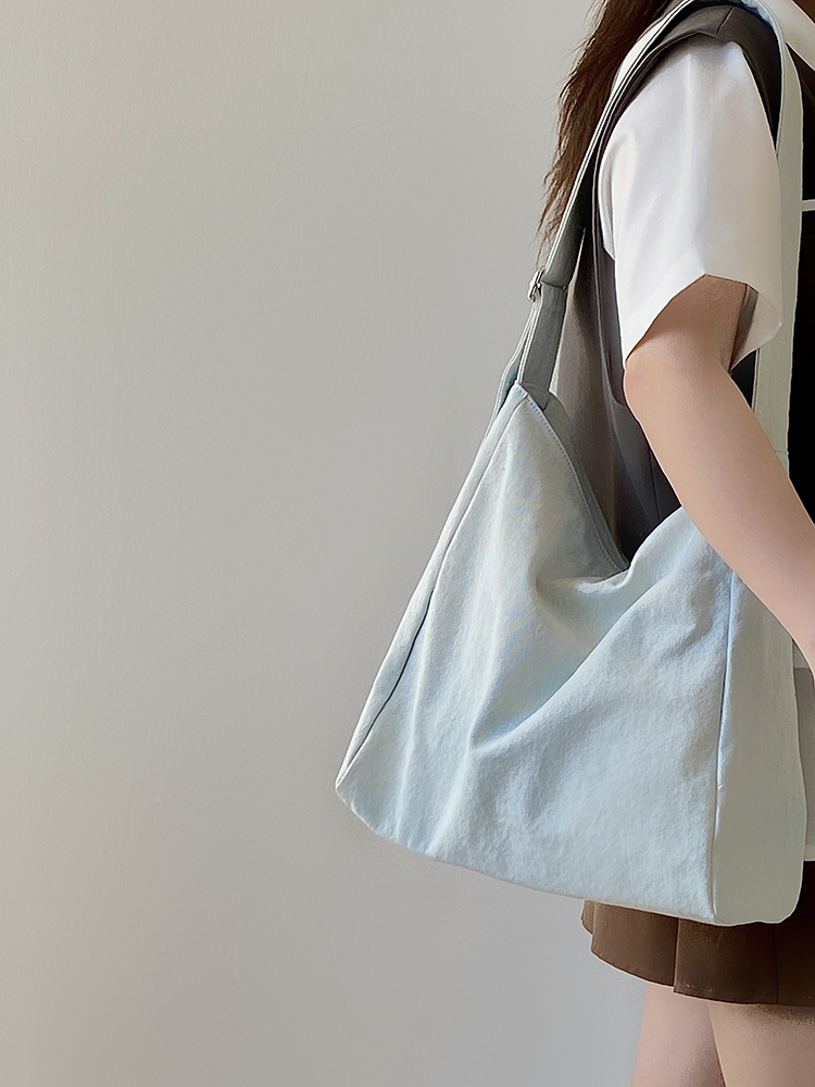 Women’s Denim Tote Bag - Large Capacity Casual Crossbody Shoulder Bag for Spring Summer 2025 - Versatile Everyday Style Women’s Denim Tote Bag - Large Capacity Casual Crossbody Shoulder Bag for Spring Summer 2025 - Versatile Everyday Style