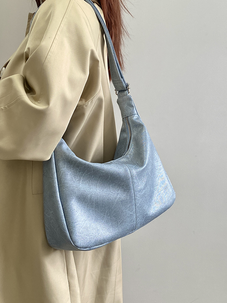 Women's Denim Tote Bag - Versatile Large Capacity Crossbody Shoulder Bag for Everyday Style Women's Denim Tote Bag - Versatile Large Capacity Crossbody Shoulder Bag for Everyday Style