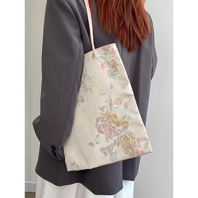 Women's Embroidered Canvas Tote Bag â€“ Chinese Style National Wind Design, Shoulder Handbag for 2025 Fashion