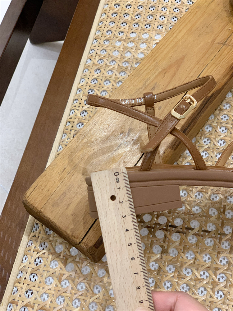 Women's Fairy Style Flat Soft Sole Beach Sandals 2025 - Trendy Roman Sandals Perfect for Summer Skirts - Y2K Inspired Fashion Women's Fairy Style Flat Soft Sole Beach Sandals 2025 - Trendy Roman Sandals Perfect for Summer Skirts - Y2K Inspired Fashion