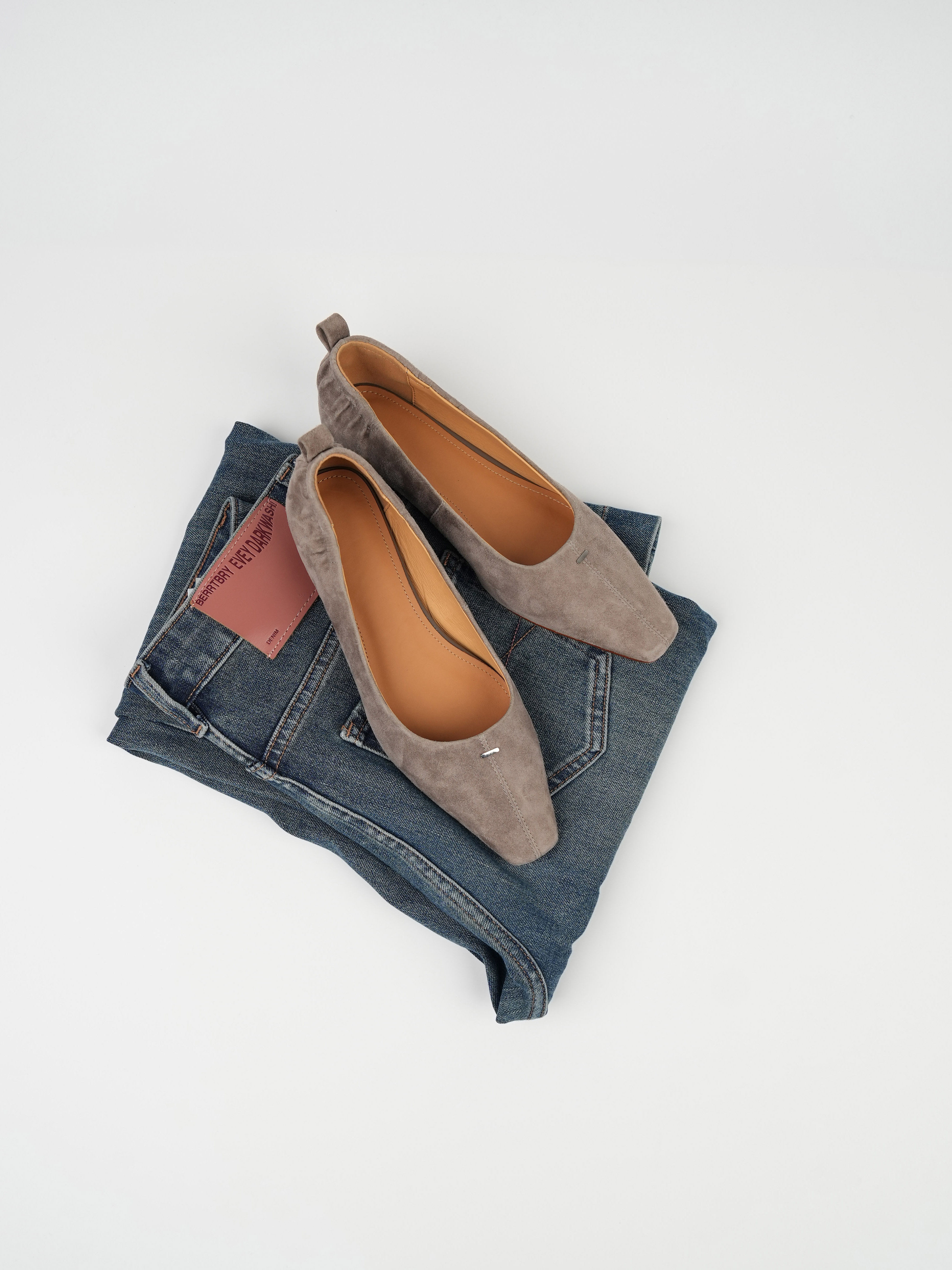 Women's Flat Low-Heeled Driving Shoes with Small Square Toe - Comfortable and Simple Work Shoes for All Seasons Women's Flat Low-Heeled Driving Shoes with Small Square Toe - Comfortable and Simple Work Shoes for All Seasons