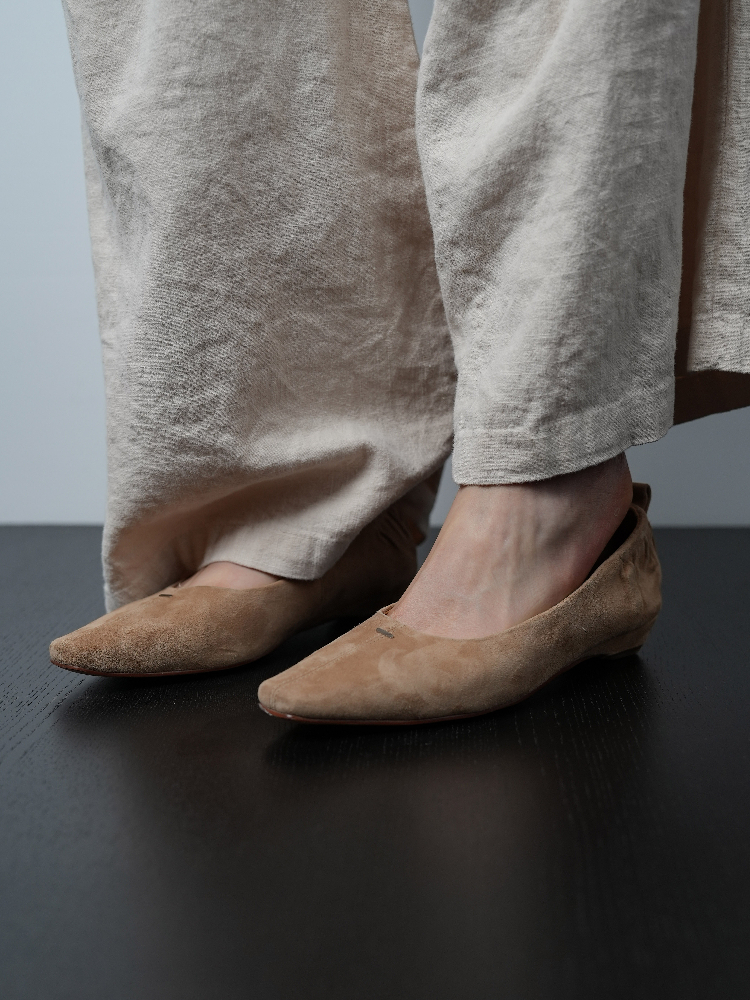 Women's Flat Low-Heeled Driving Shoes with Small Square Toe - Comfortable and Simple Work Shoes for All Seasons Women's Flat Low-Heeled Driving Shoes with Small Square Toe - Comfortable and Simple Work Shoes for All Seasons