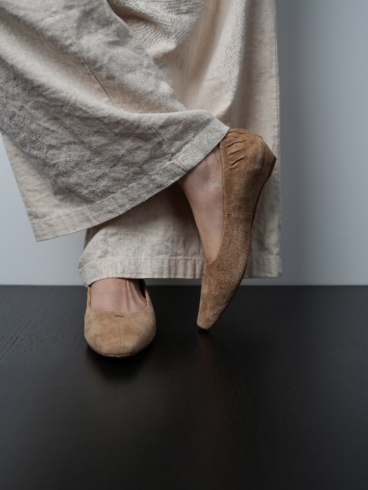 Women's Flat Low-Heeled Driving Shoes with Small Square Toe - Comfortable and Simple Work Shoes for All Seasons