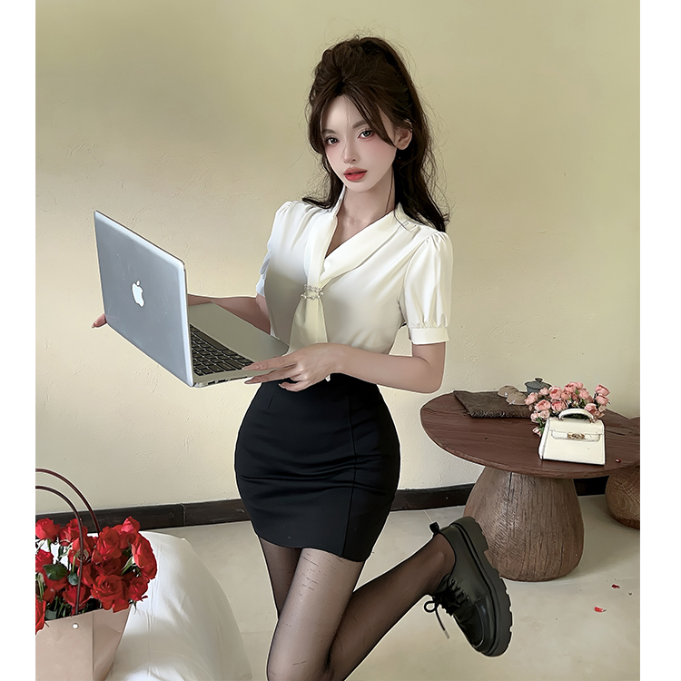 Women's Foot Massage Technician Work Uniform Set - Flowing White Chiffon Shirt & Fitted Skirt - Spa Leisure Club Style Women's Foot Massage Technician Work Uniform Set - Flowing White Chiffon Shirt & Fitted Skirt - Spa Leisure Club Style