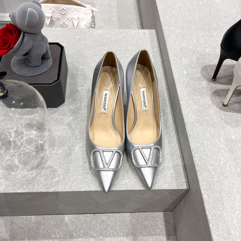 Women's French Silver Shallow Mouth Pointed High Heels with Rhinestone Detail - Elegant Fairy Wedding Shoes Women's French Silver Shallow Mouth Pointed High Heels with Rhinestone Detail - Elegant Fairy Wedding Shoes