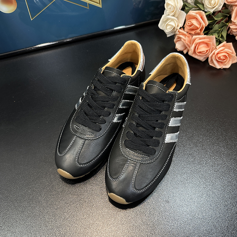 Women's Genuine Leather Low-Top Training Shoes, 2025 Spring Style, Non-Slip Rubber Sole, Fashionable Casual Sports Sneakers Women's Genuine Leather Low-Top Training Shoes, 2025 Spring Style, Non-Slip Rubber Sole, Fashionable Casual Sports Sneakers