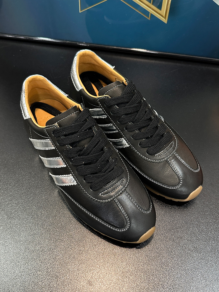 Women's Genuine Leather Low-Top Training Shoes, 2025 Spring Style, Non-Slip Rubber Sole, Fashionable Casual Sports Sneakers Women's Genuine Leather Low-Top Training Shoes, 2025 Spring Style, Non-Slip Rubber Sole, Fashionable Casual Sports Sneakers