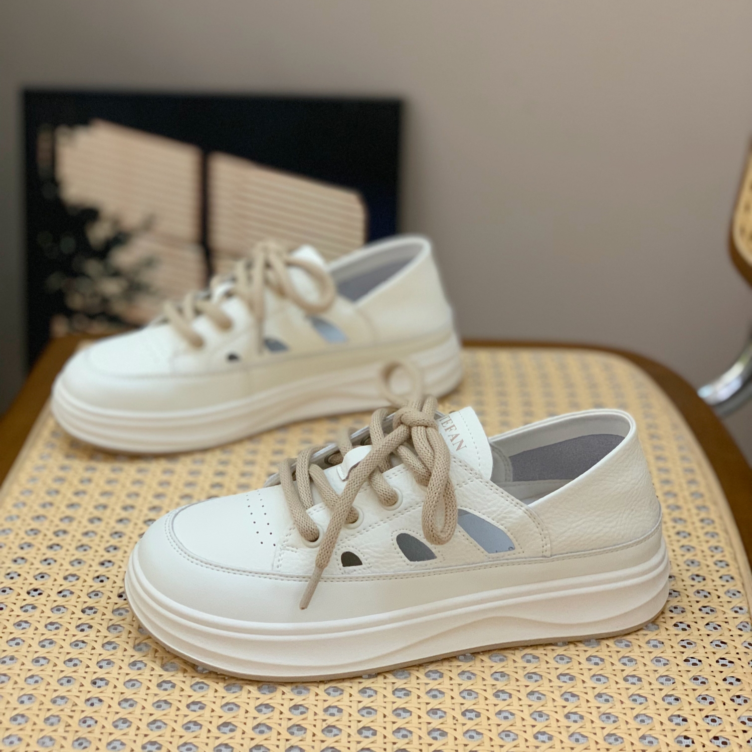 Women’s Genuine Leather White Sneakers - Summer Thin Style, Thick Sole, Hollow Design, Two-Way Wear, Casual Sports Shoes 2025 Women’s Genuine Leather White Sneakers - Summer Thin Style, Thick Sole, Hollow Design, Two-Way Wear, Casual Sports Shoes 2025