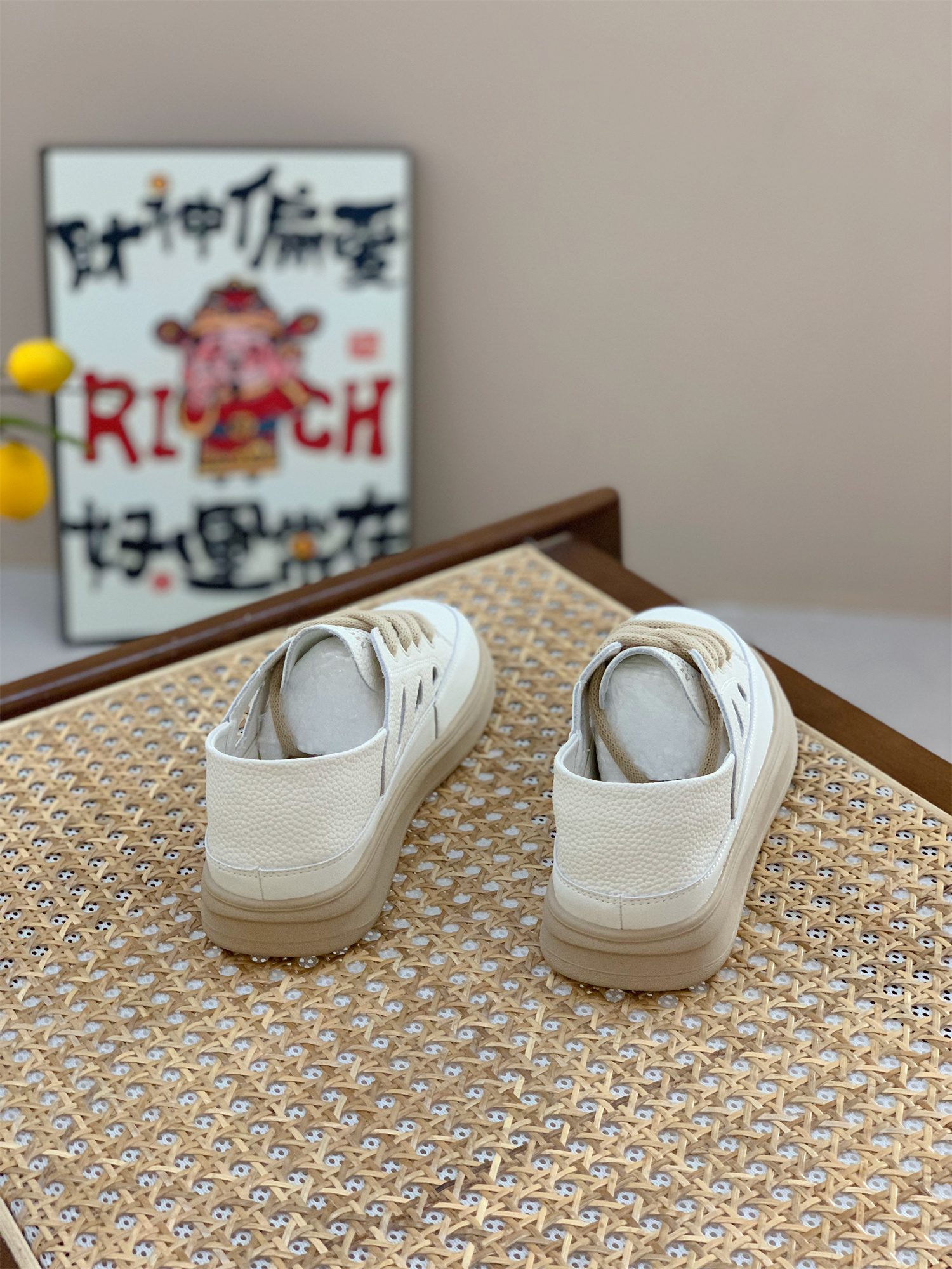 Women’s Genuine Leather White Sneakers - Summer Thin Style, Thick Sole, Hollow Design, Two-Way Wear, Casual Sports Shoes 2025 Women’s Genuine Leather White Sneakers - Summer Thin Style, Thick Sole, Hollow Design, Two-Way Wear, Casual Sports Shoes 2025