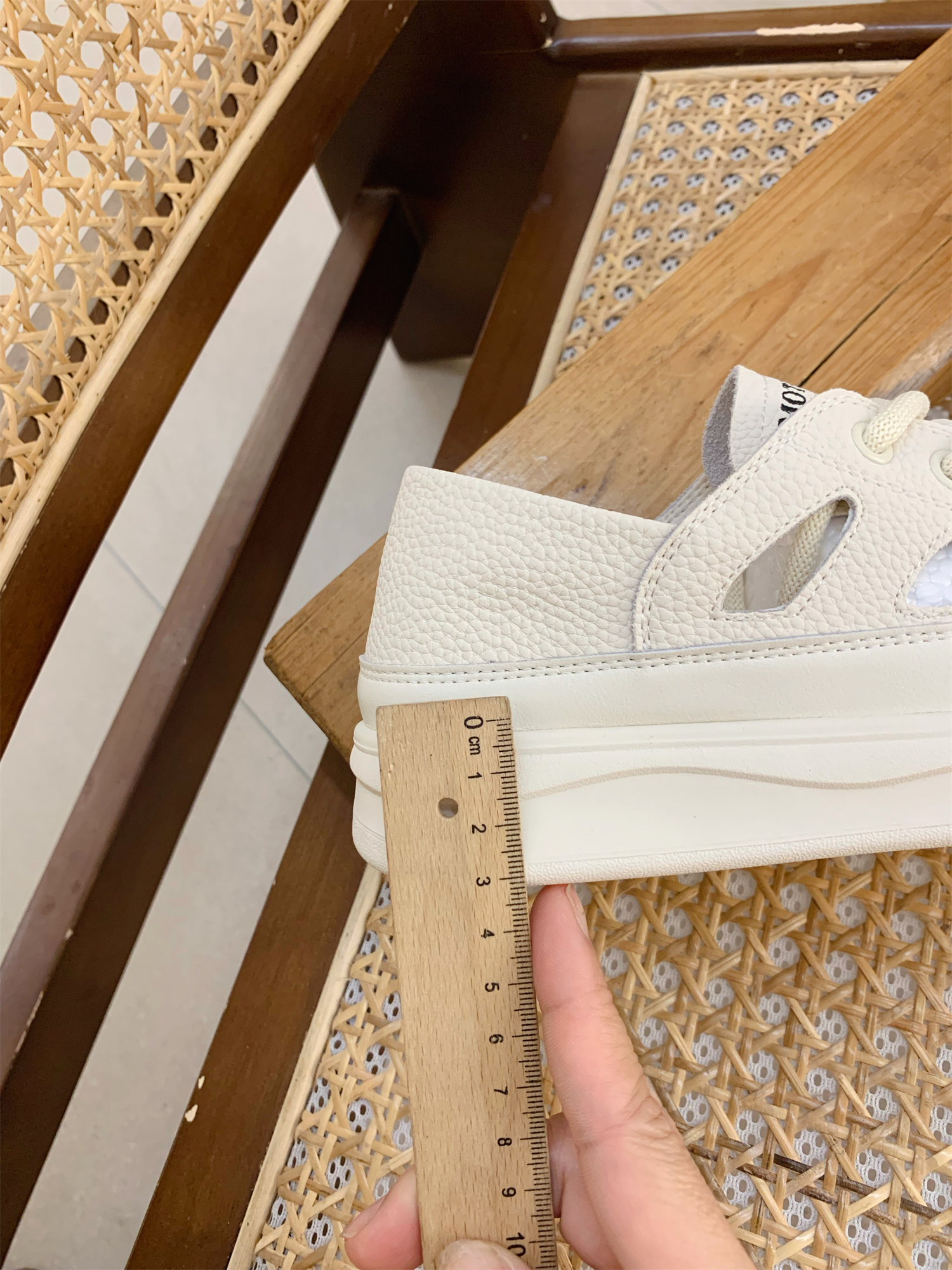 Women’s Genuine Leather White Sneakers - Summer Thin Style, Thick Sole, Hollow Design, Two-Way Wear, Casual Sports Shoes 2025 Women’s Genuine Leather White Sneakers - Summer Thin Style, Thick Sole, Hollow Design, Two-Way Wear, Casual Sports Shoes 2025