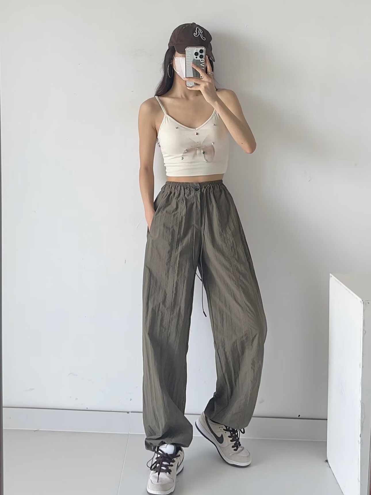 Women's Gray Casual Pants with Loose Low-Waist, Drawstring, Elastic Waist, Pleats, and Quick-Dry Fabric - Functional Workwear Style Women's Gray Casual Pants with Loose Low-Waist, Drawstring, Elastic Waist, Pleats, and Quick-Dry Fabric - Functional Workwear Style