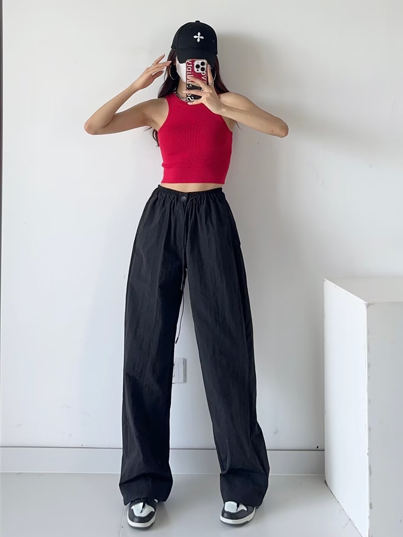 Women's Gray Casual Pants with Loose Low-Waist, Drawstring, Elastic Waist, Pleats, and Quick-Dry Fabric - Functional Workwear Style Women's Gray Casual Pants with Loose Low-Waist, Drawstring, Elastic Waist, Pleats, and Quick-Dry Fabric - Functional Workwear Style