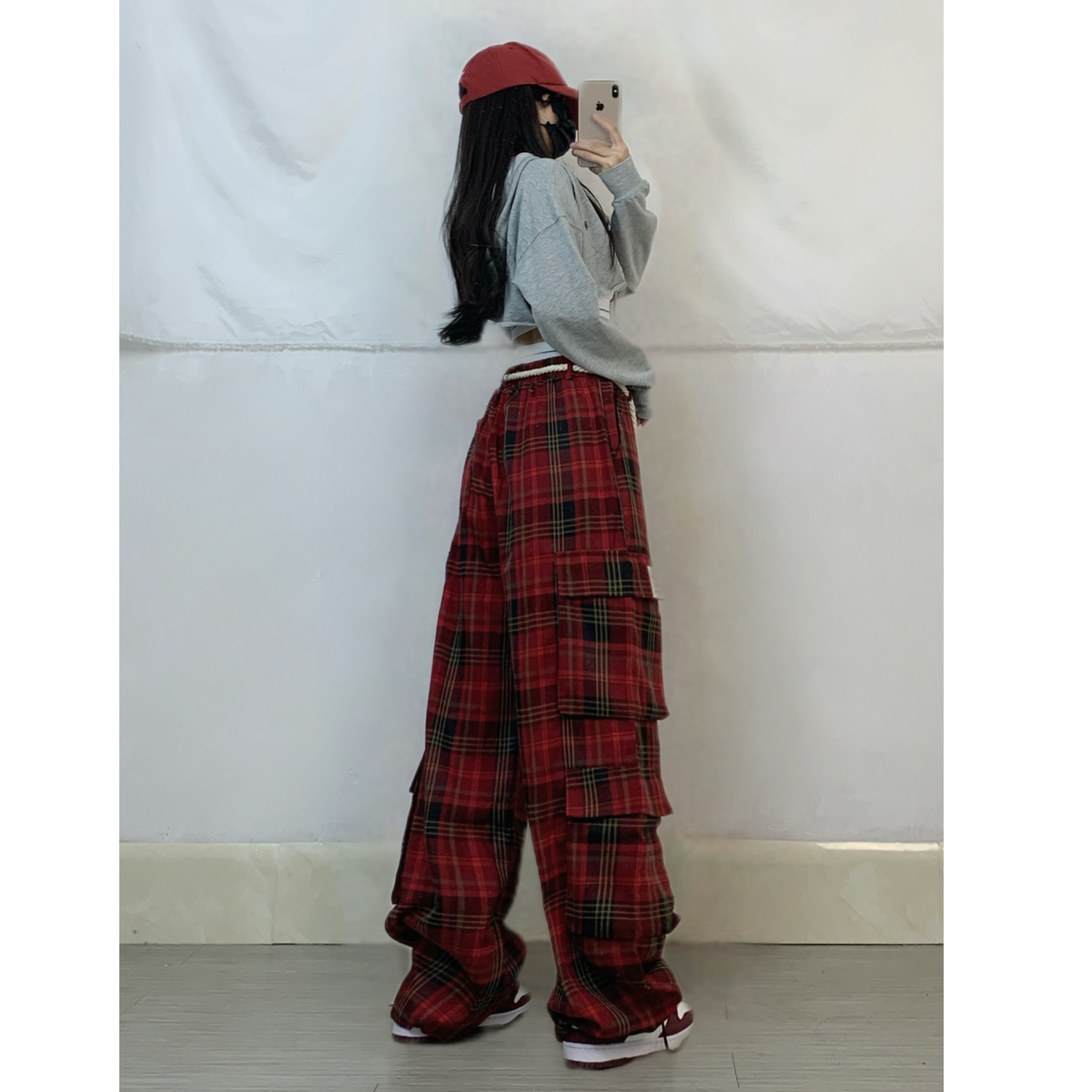 Women's Gray Hooded Jazz Dance Set - Letter Print Sweatshirt with Plaid Belt & Loose Straight Leg Sports Pants, Casual Street Style Women's Gray Hooded Jazz Dance Set - Letter Print Sweatshirt with Plaid Belt & Loose Straight Leg Sports Pants, Casual Street Style