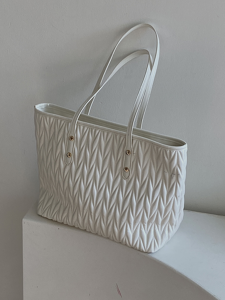 Women's High-End Large Capacity Commuter Tote Bag - Spring/Summer Niche Design Handbag for 2025 Fashion Women's High-End Large Capacity Commuter Tote Bag - Spring/Summer Niche Design Handbag for 2025 Fashion