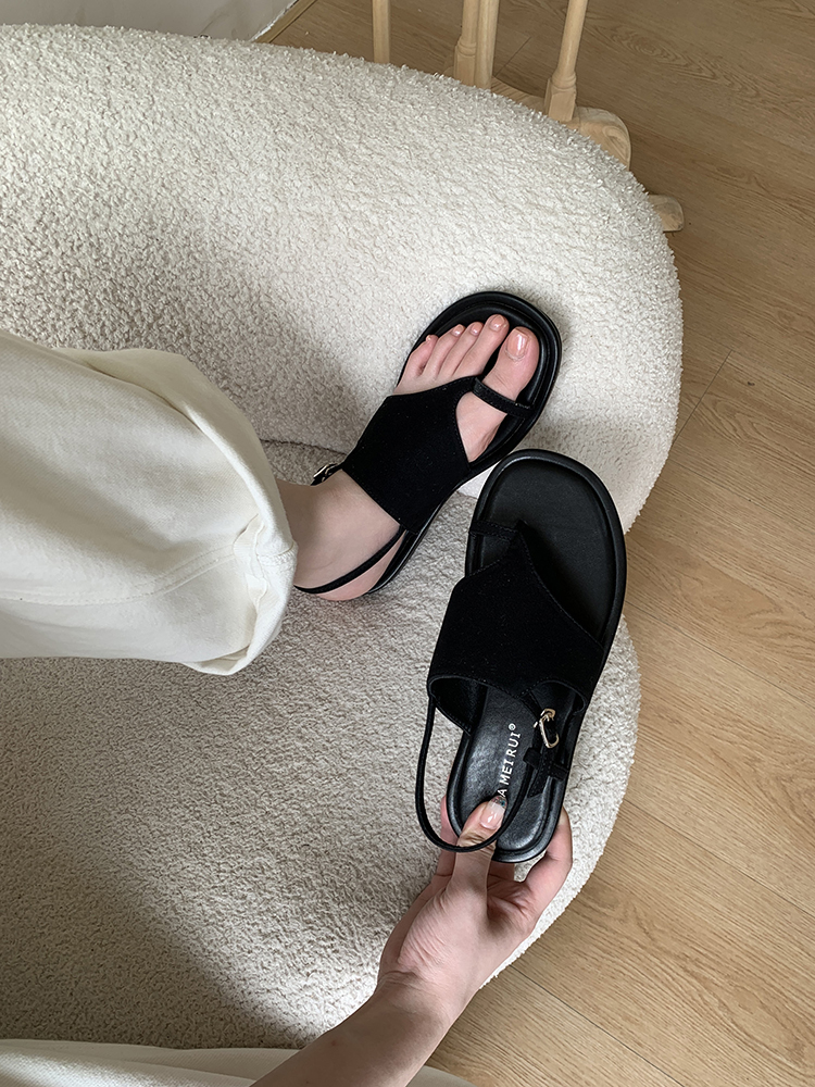 Women's High-End Thong Sandals 2025, Retro Roman Style, Perfect for Skirts, Trendy Summer Footwear Women's High-End Thong Sandals 2025, Retro Roman Style, Perfect for Skirts, Trendy Summer Footwear