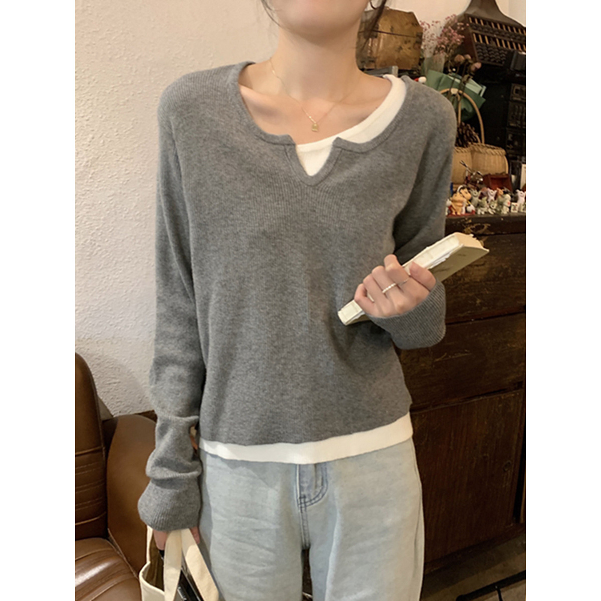 Women's K-Pop Inspired Fake Two-Piece Top, Y2K Style Knitted Layer for Jazz Dance Music Festival Women's K-Pop Inspired Fake Two-Piece Top, Y2K Style Knitted Layer for Jazz Dance Music Festival