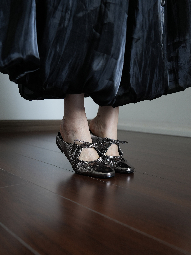 Women's Lace-Up Silver Square Toe Flat Sandals - Summer Outdoor Mules, Simple Half Slippers for Casual Style