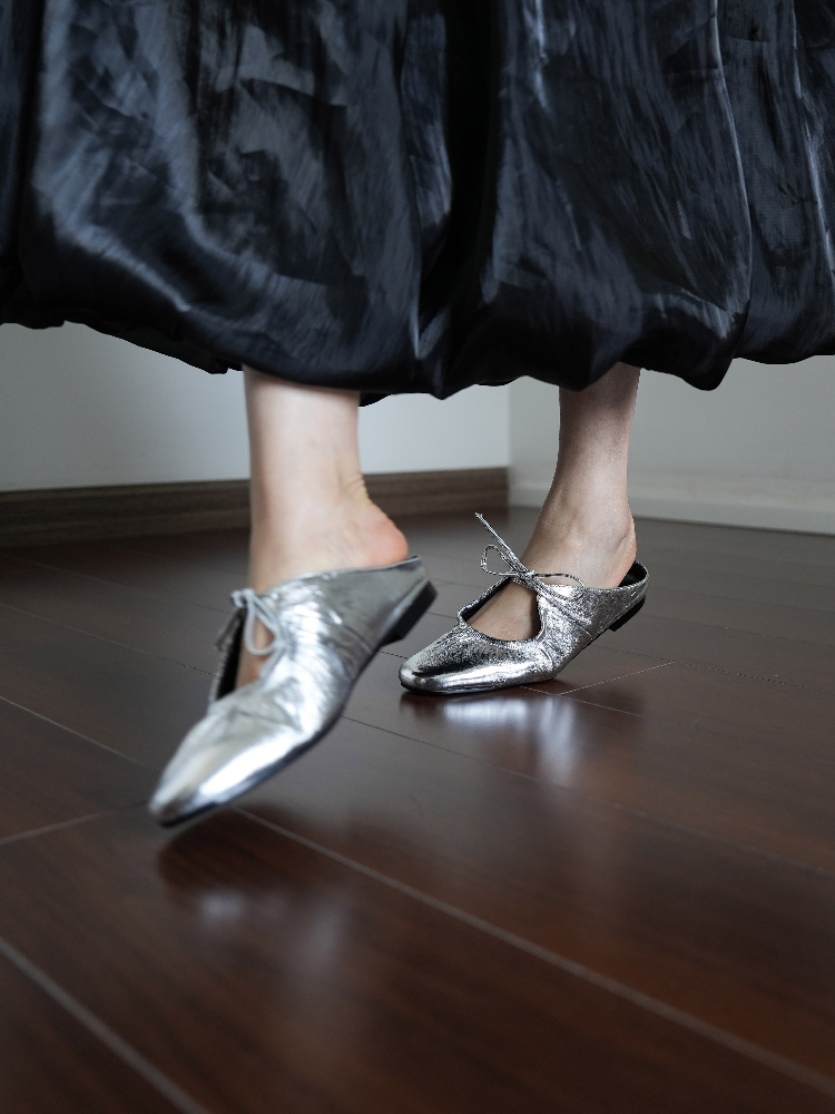 Women's Lace-Up Silver Square Toe Flat Sandals - Summer Outdoor Mules, Simple Half Slippers for Casual Style Women's Lace-Up Silver Square Toe Flat Sandals - Summer Outdoor Mules, Simple Half Slippers for Casual Style