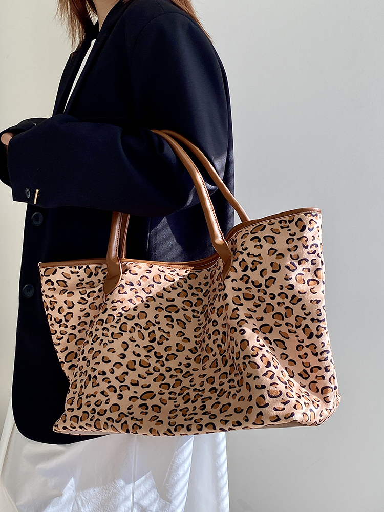 Women's Leopard Print Retro Tote Bag - Trendy Large Capacity Shoulder Handbag for 2025 Fashion