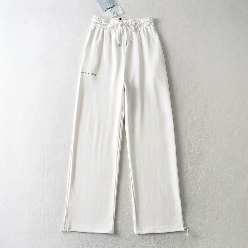 Women's Loose Off-Shoulder Long Sleeve Jazz Dance Crop Top - White Sun Protection T-Shirt for 90s Inspired Style