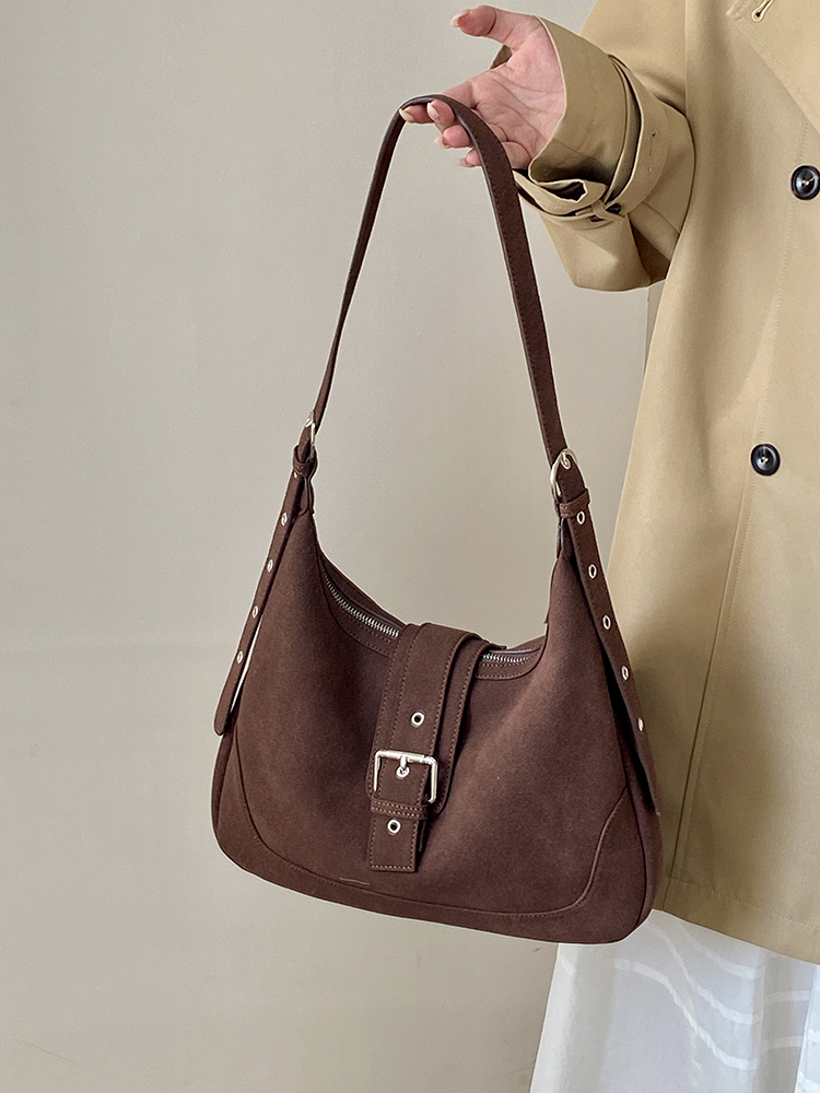 Women's Matte Retro Saddle Bag - 2025 Niche Design, Large Capacity, Versatile Shoulder & Crossbody Style Women's Matte Retro Saddle Bag - 2025 Niche Design, Large Capacity, Versatile Shoulder & Crossbody Style