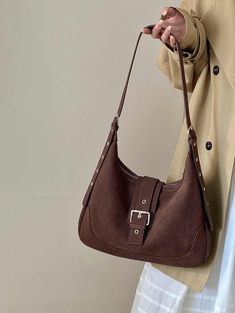 Women's Matte Retro Saddle Bag - 2025 Niche Design, Large Capacity, Versatile Shoulder & Crossbody Style Women's Matte Retro Saddle Bag - 2025 Niche Design, Large Capacity, Versatile Shoulder & Crossbody Style