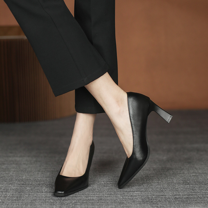 Women's Nude High Heels, 2025 French Style Small Square Toe Retro Flats, Soft Leather, Non-Chafing Professional Work Shoes Women's Nude High Heels, 2025 French Style Small Square Toe Retro Flats, Soft Leather, Non-Chafing Professional Work Shoes