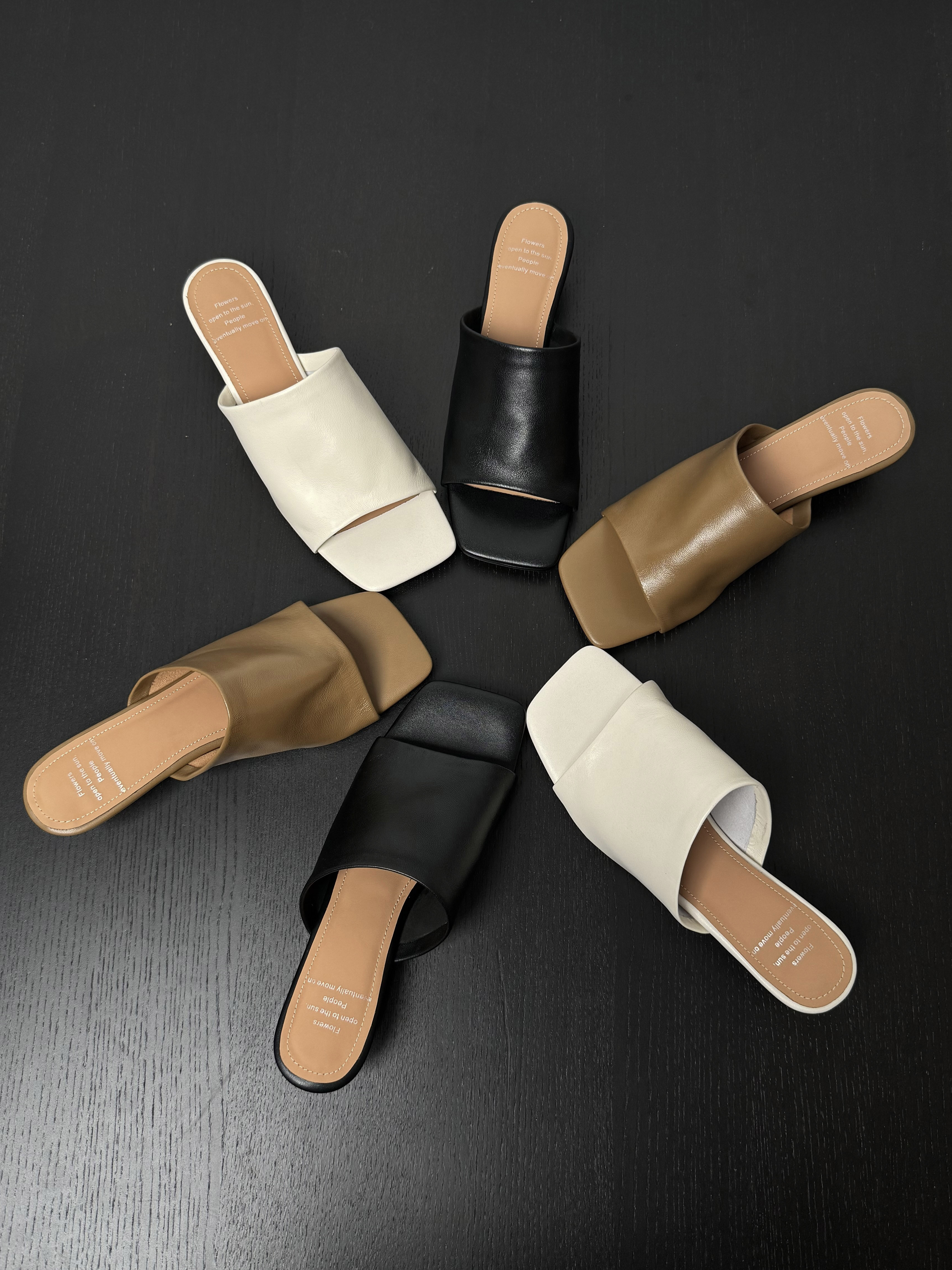 Women's Open-Toe Flat Wedge Slide Sandals - Simple White Vacation Slippers for Summer Outdoor Style Women's Open-Toe Flat Wedge Slide Sandals - Simple White Vacation Slippers for Summer Outdoor Style