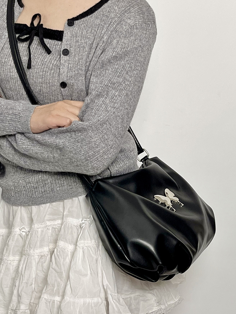 Women's Retro Large-Capacity Tote Bag - Versatile Crossbody & Shoulder Style for Commuting - 2025 Niche Design Women's Retro Large-Capacity Tote Bag - Versatile Crossbody & Shoulder Style for Commuting - 2025 Niche Design