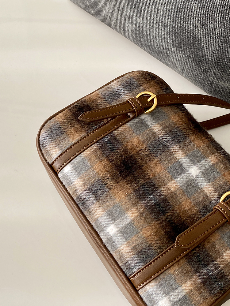 Women's Retro Plaid Shoulder Tote Bag - Large Capacity Underarm Bag for Spring and Summer 2025 Women's Retro Plaid Shoulder Tote Bag - Large Capacity Underarm Bag for Spring and Summer 2025