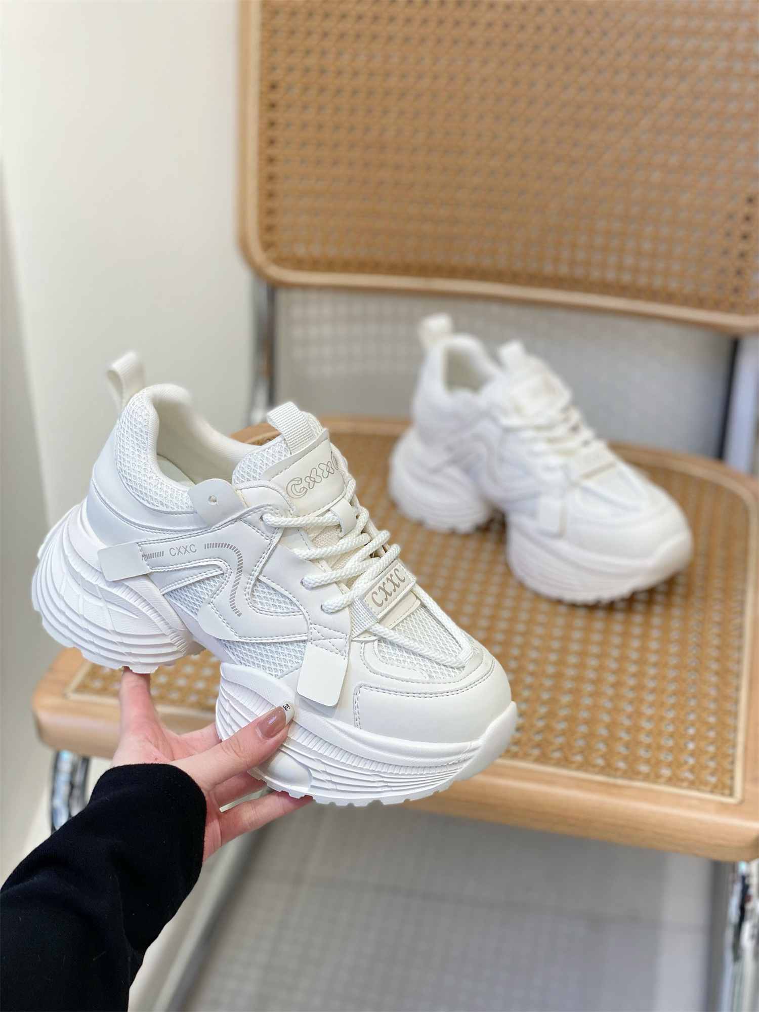 Women’s Retro Thick-Soled Dad Shoes - 6cm Small Size, Breathable Mesh, Genuine Leather, 2025 Spring Casual Sports Footwear Women’s Retro Thick-Soled Dad Shoes - 6cm Small Size, Breathable Mesh, Genuine Leather, 2025 Spring Casual Sports Footwear