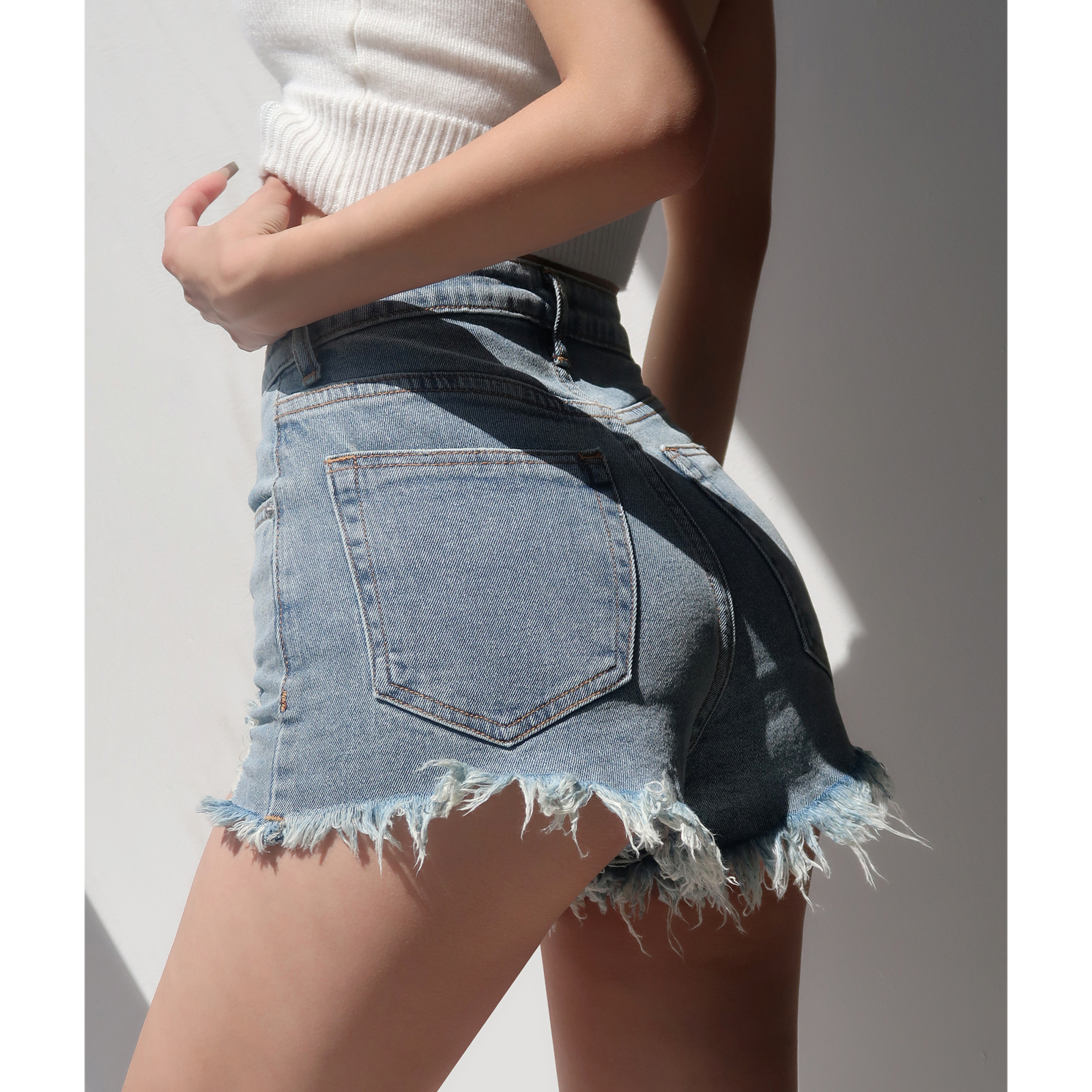Women's Sexy Frayed Distressed Denim Shorts - Summer Slimming Tight-Fitting Hot Pants for a Chic American Style Look Women's Sexy Frayed Distressed Denim Shorts - Summer Slimming Tight-Fitting Hot Pants for a Chic American Style Look