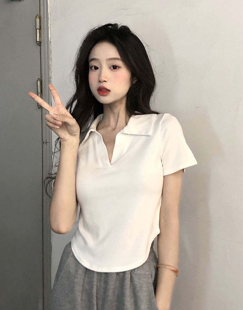 Womenâ€™s Slim Fit Polo Collar T-Shirt - White Short Sleeve Jazz Girl Group Top with Sweet and Spicy Design - Y2K Style