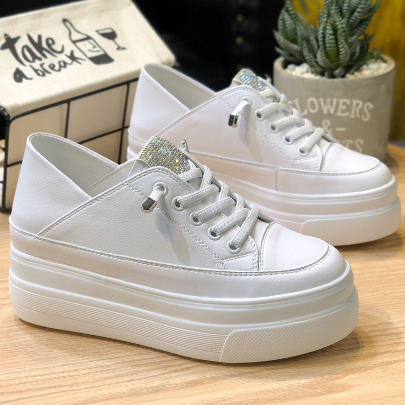 Women's Slip-On Two-Way Height-Increasing White Sneakers, 8CM Thick Sole Casual Round-Toe Autumn Sports Shoes