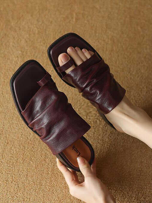 Women's Soft Lambskin Thong Sandals - Wrinkled Design, Slip-On Summer Outdoor Flat Sandals, 2025 Fashion Trend Women's Soft Lambskin Thong Sandals - Wrinkled Design, Slip-On Summer Outdoor Flat Sandals, 2025 Fashion Trend