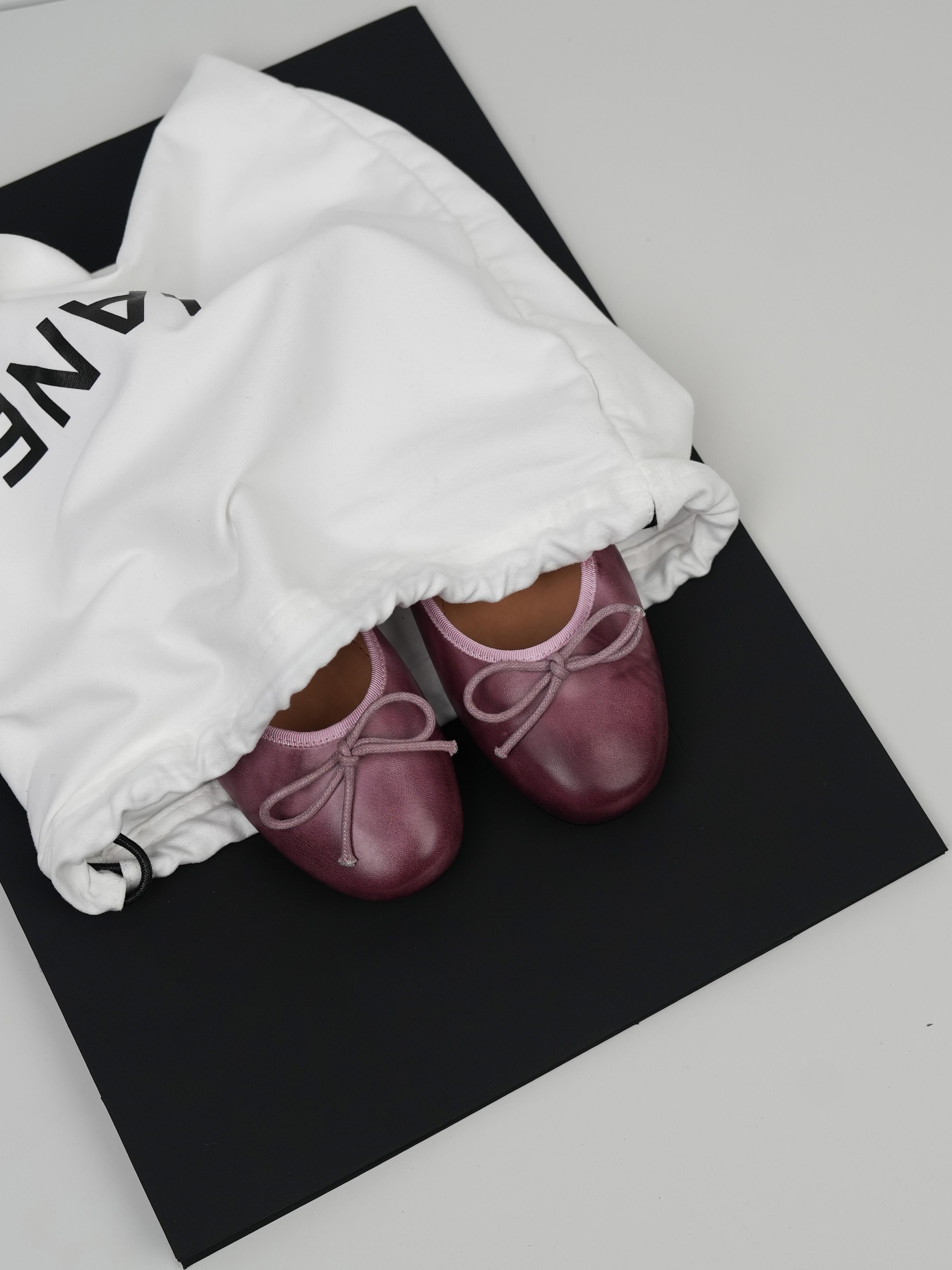 Women's Soft-Soled Round Toe Flat Shoes with Bowknot - Ultra-Comfortable and Versatile Office Footwear Women's Soft-Soled Round Toe Flat Shoes with Bowknot - Ultra-Comfortable and Versatile Office Footwear