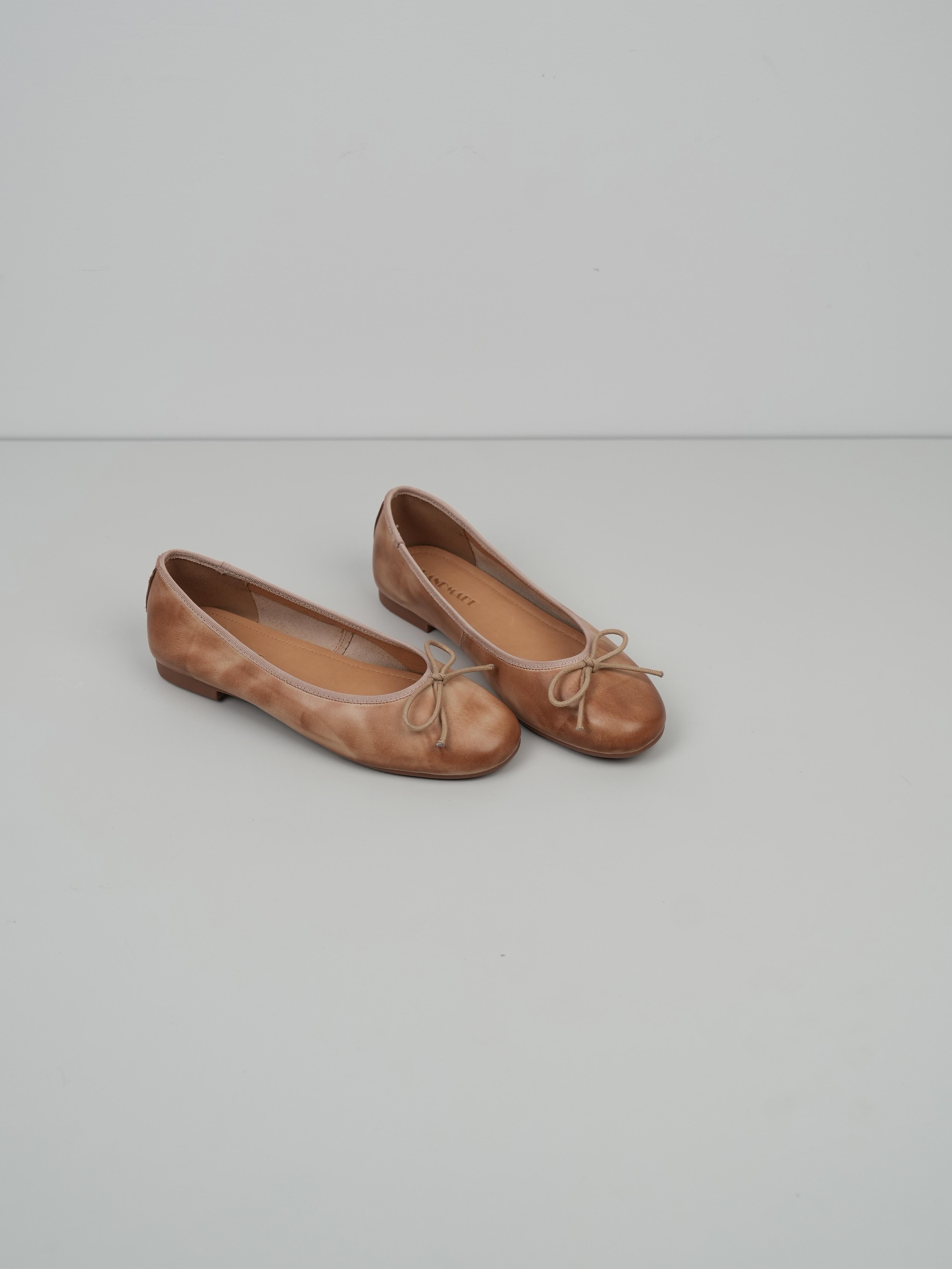 Women's Soft-Soled Round Toe Flat Shoes with Bowknot - Ultra-Comfortable and Versatile Office Footwear Women's Soft-Soled Round Toe Flat Shoes with Bowknot - Ultra-Comfortable and Versatile Office Footwear