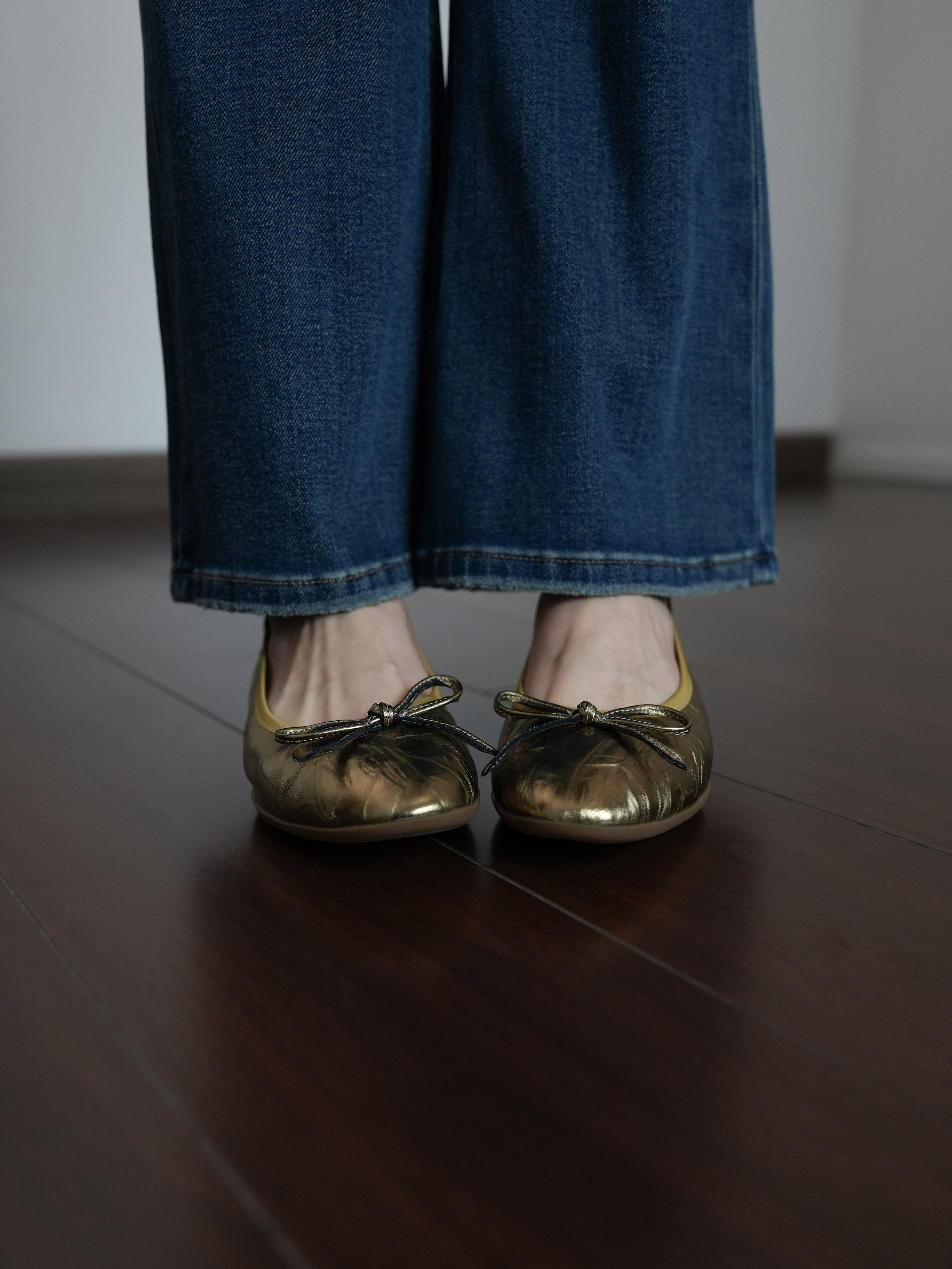 Women's Spring Gold Flat Low-Heeled Loafers with Bow - Ultra-Soft Commuting Shoes for Everyday Style Women's Spring Gold Flat Low-Heeled Loafers with Bow - Ultra-Soft Commuting Shoes for Everyday Style