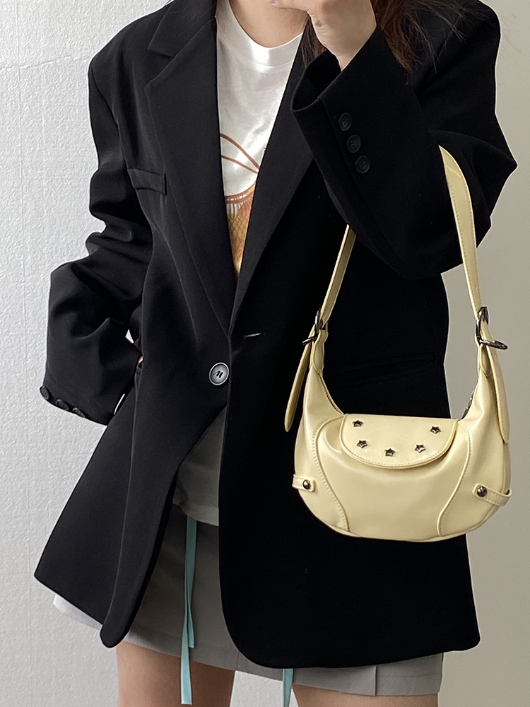 Women's Spring Summer Saddle Bag - Niche Design Underarm Crossbody Bag for a Trendy Dopamine Aesthetic Women's Spring Summer Saddle Bag - Niche Design Underarm Crossbody Bag for a Trendy Dopamine Aesthetic