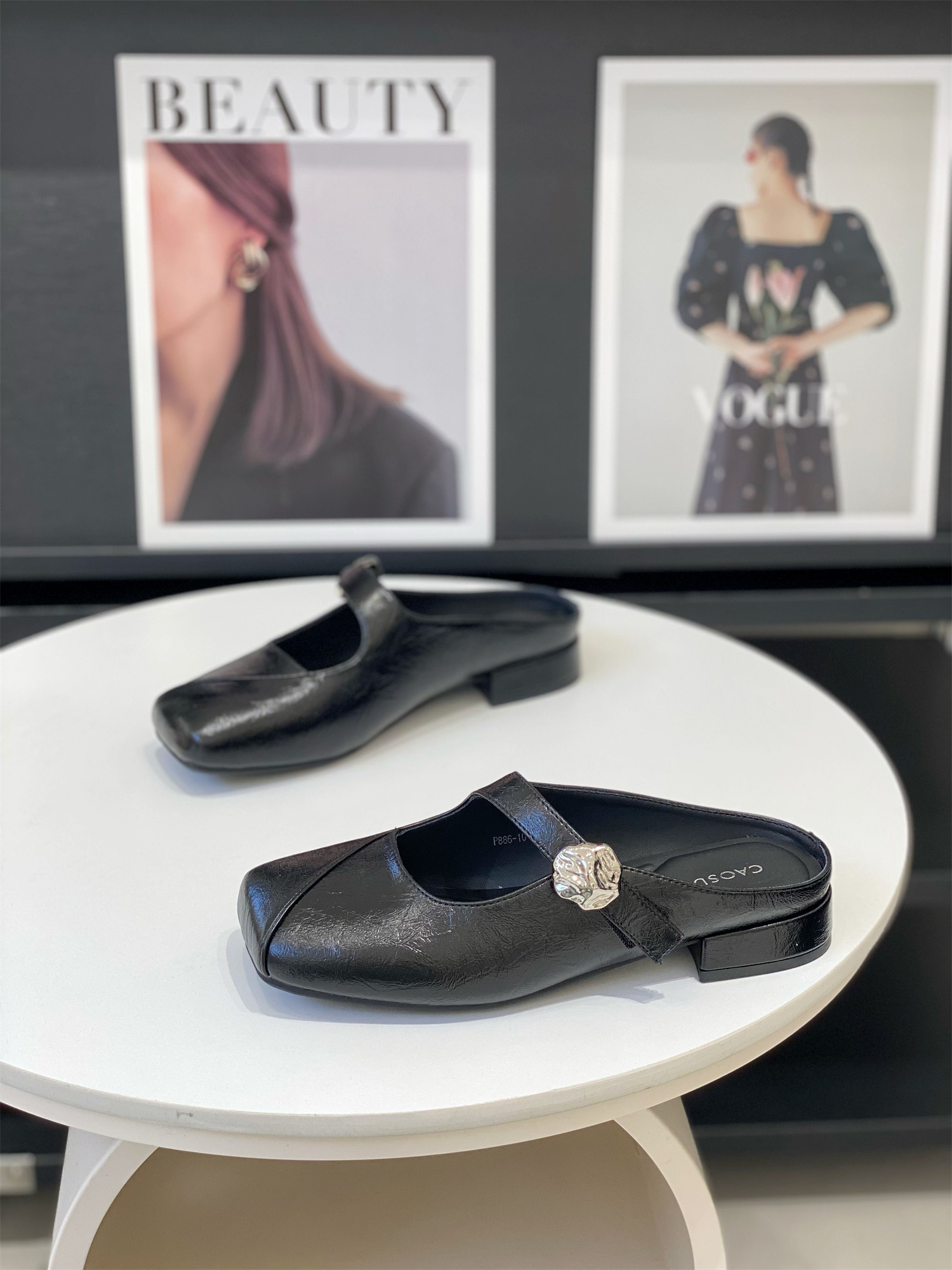 Women's Square-Toed Half Slippers - 2025 Summer Style, Versatile Soft Sole, Low Heel, Elegant and Simple Design