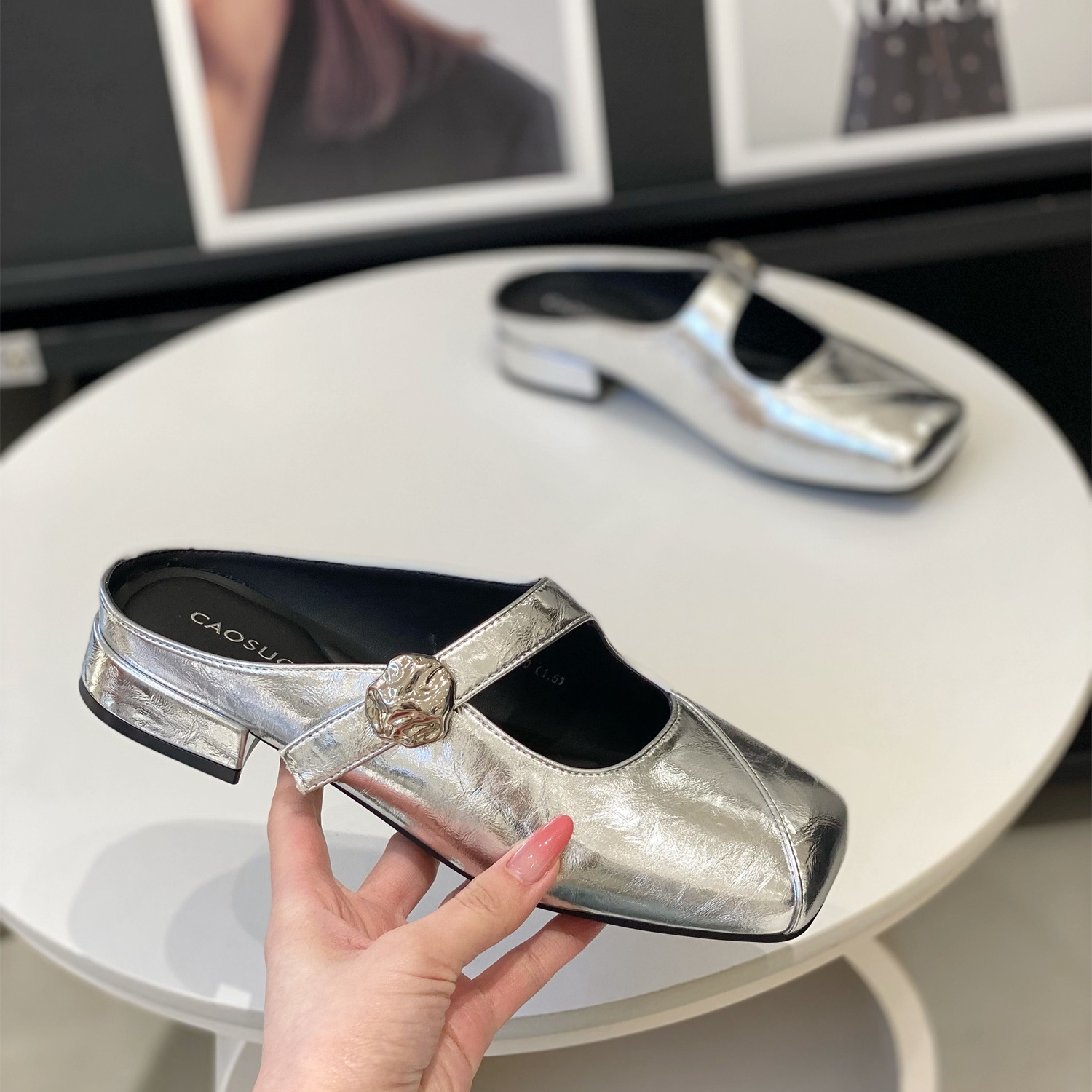 Women's Square-Toed Half Slippers - 2025 Summer Style, Versatile Soft Sole, Low Heel, Elegant and Simple Design Women's Square-Toed Half Slippers - 2025 Summer Style, Versatile Soft Sole, Low Heel, Elegant and Simple Design