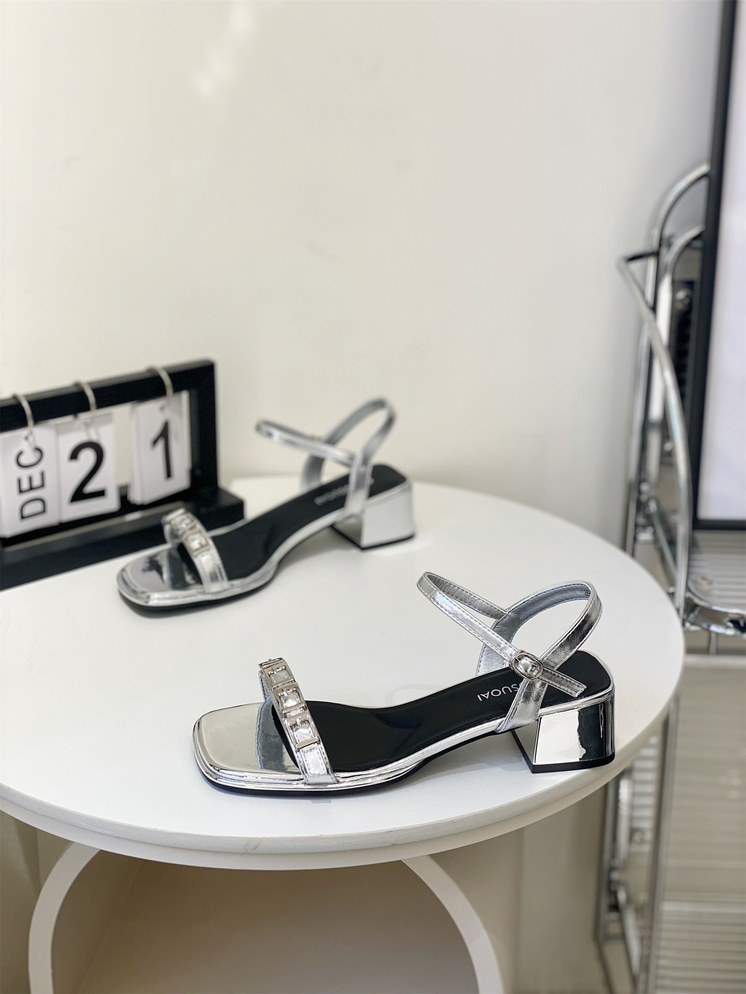 Women's Summer Fairy-Style Open-Toe Square-Toe Chunky-Heeled Roman Sandals with One-Word Buckle - Perfect for Skirts and 2025 Trends Women's Summer Fairy-Style Open-Toe Square-Toe Chunky-Heeled Roman Sandals with One-Word Buckle - Perfect for Skirts and 2025 Trends