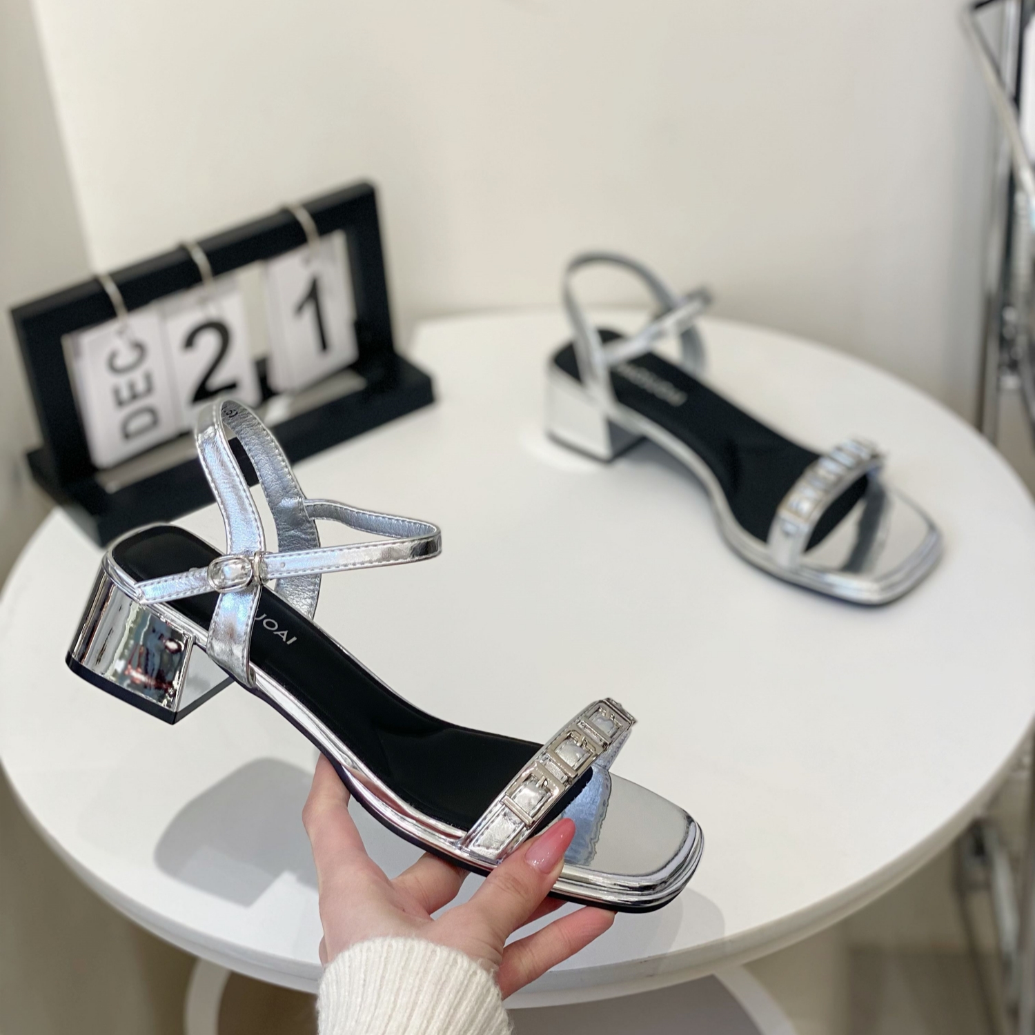 Women's Summer Fairy-Style Open-Toe Square-Toe Chunky-Heeled Roman Sandals with One-Word Buckle - Perfect for Skirts and 2025 Trends Women's Summer Fairy-Style Open-Toe Square-Toe Chunky-Heeled Roman Sandals with One-Word Buckle - Perfect for Skirts and 2025 Trends