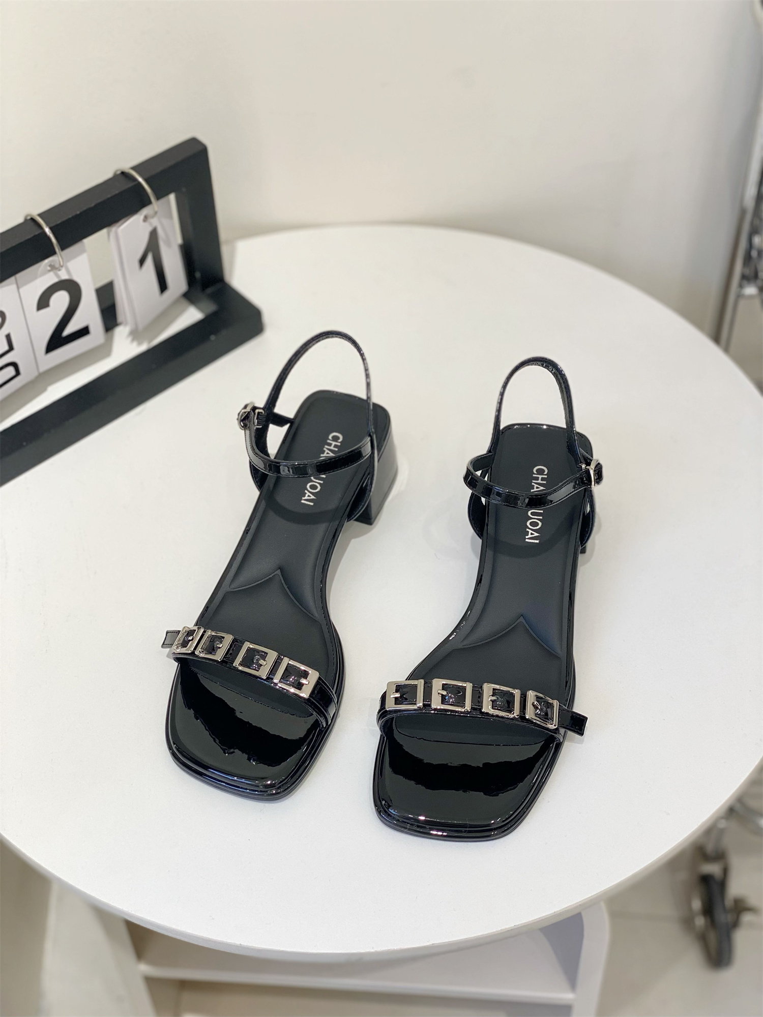 Women's Summer Fairy-Style Open-Toe Square-Toe Chunky-Heeled Roman Sandals with One-Word Buckle - Perfect for Skirts and 2025 Trends Women's Summer Fairy-Style Open-Toe Square-Toe Chunky-Heeled Roman Sandals with One-Word Buckle - Perfect for Skirts and 2025 Trends