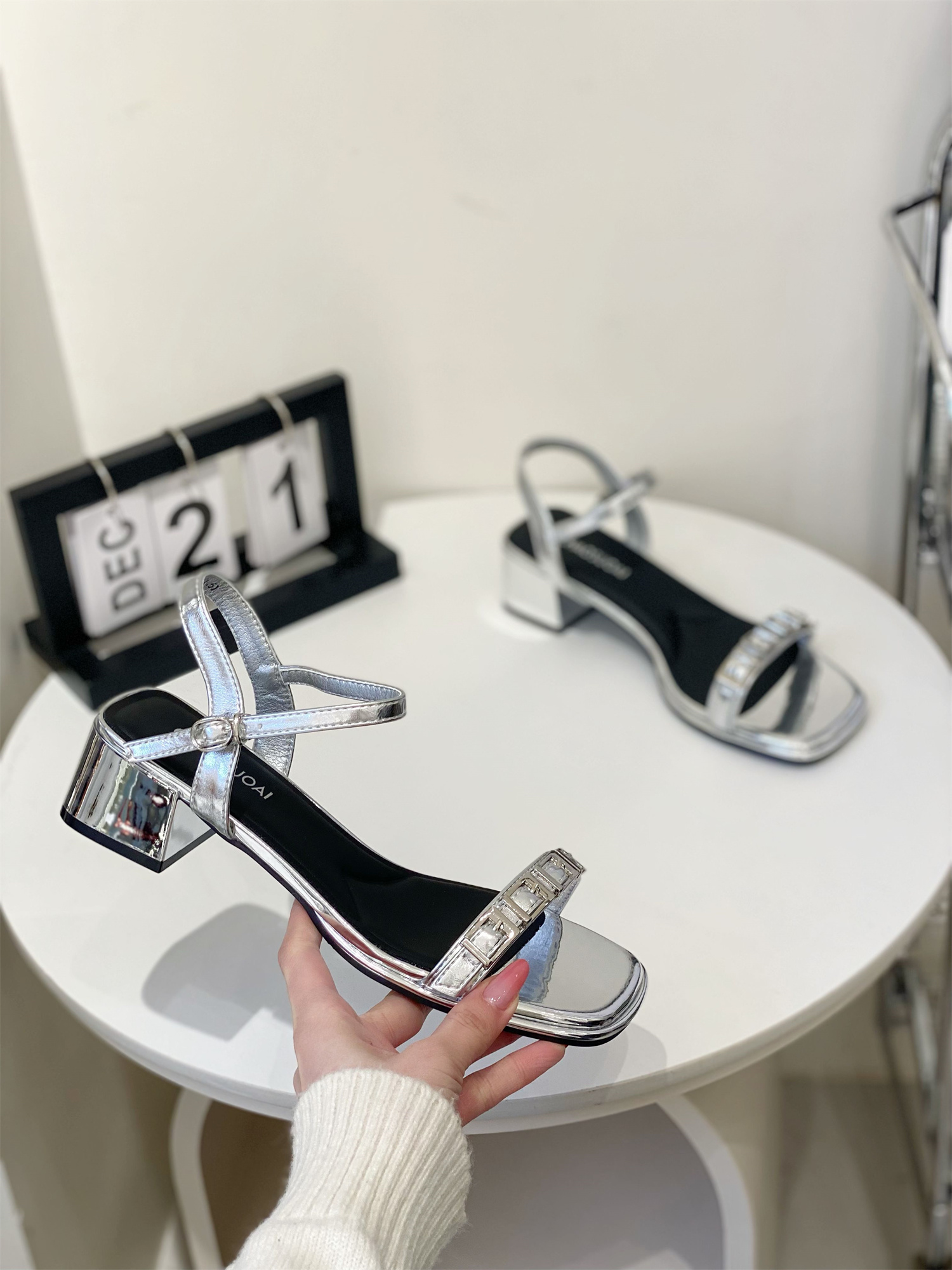 Women's Summer Fairy-Style Open-Toe Square-Toe Chunky-Heeled Roman Sandals with One-Word Buckle - Perfect for Skirts and 2025 Trends Women's Summer Fairy-Style Open-Toe Square-Toe Chunky-Heeled Roman Sandals with One-Word Buckle - Perfect for Skirts and 2025 Trends
