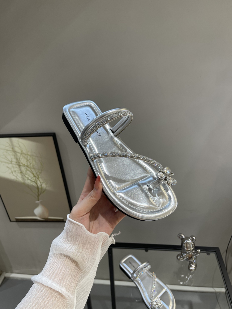 Women's Summer Low-Heeled Rhinestone Roman Sandals with Toe Loop - 2025 Fairy Vibe Outdoor Flip-Flops for Gentle Temperament Women's Summer Low-Heeled Rhinestone Roman Sandals with Toe Loop - 2025 Fairy Vibe Outdoor Flip-Flops for Gentle Temperament