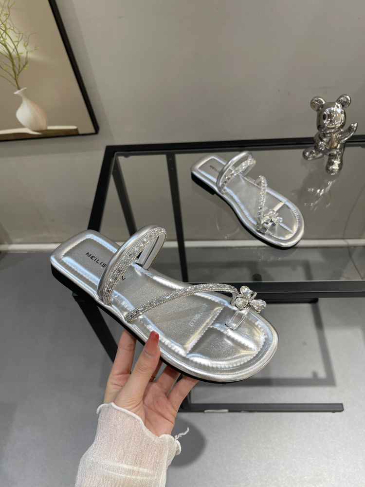 Women's Summer Low-Heeled Rhinestone Roman Sandals with Toe Loop - 2025 Fairy Vibe Outdoor Flip-Flops for Gentle Temperament Women's Summer Low-Heeled Rhinestone Roman Sandals with Toe Loop - 2025 Fairy Vibe Outdoor Flip-Flops for Gentle Temperament
